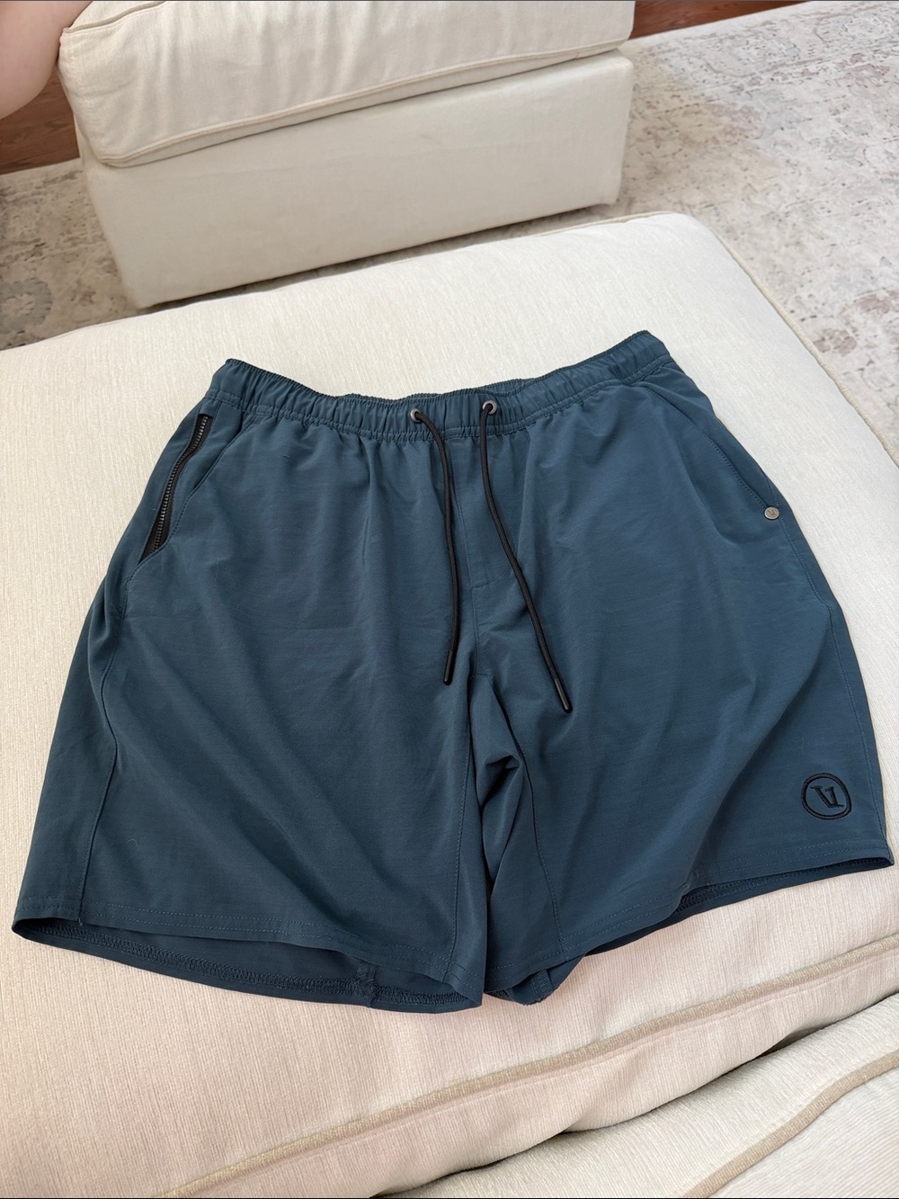 Vuori Men's Drawstring Performance Shorts - Slate Blue 7” inseam
